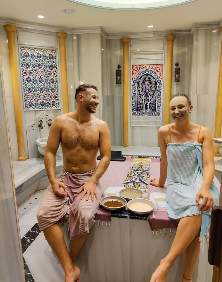 İki kişilik bir hamam molası.